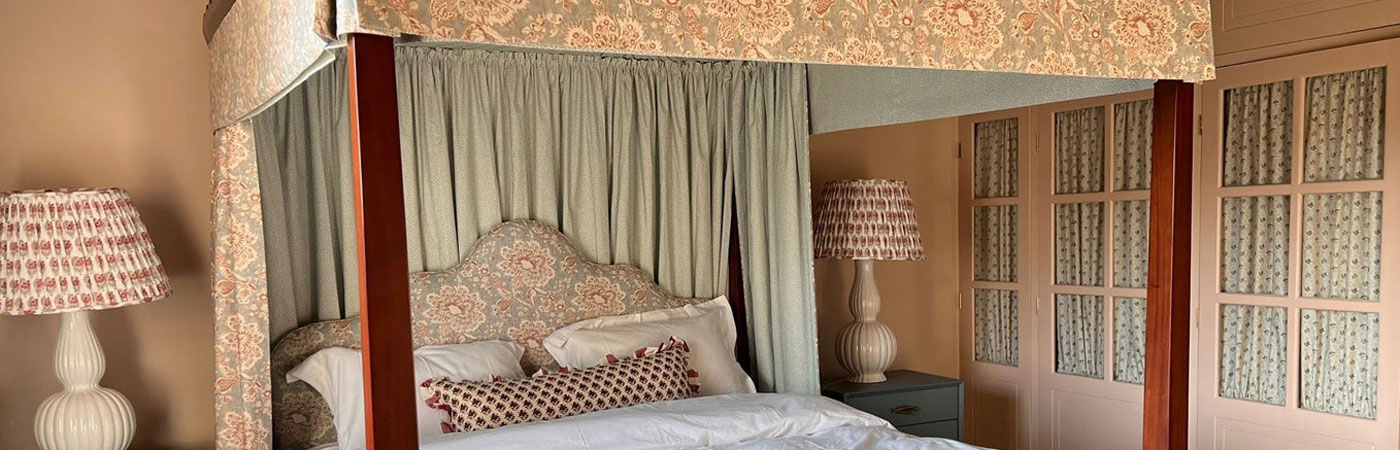 Four Poster Canopy Bed in Guest Bedroom