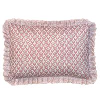 Bud Ruffle Cushion in pink