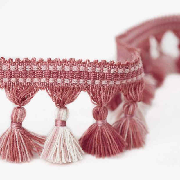 Nosterfield tassel Fringe in Rose