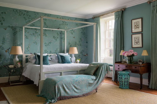 teal bedroom with silk teal curains