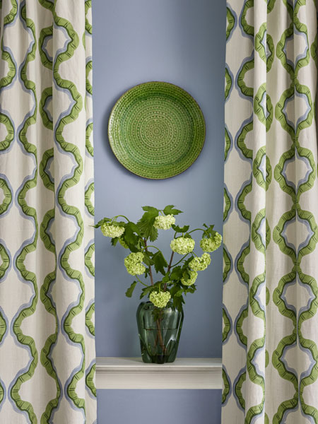 Best Curtain Color for Green Walls