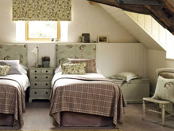 Twin Attic Bedroom