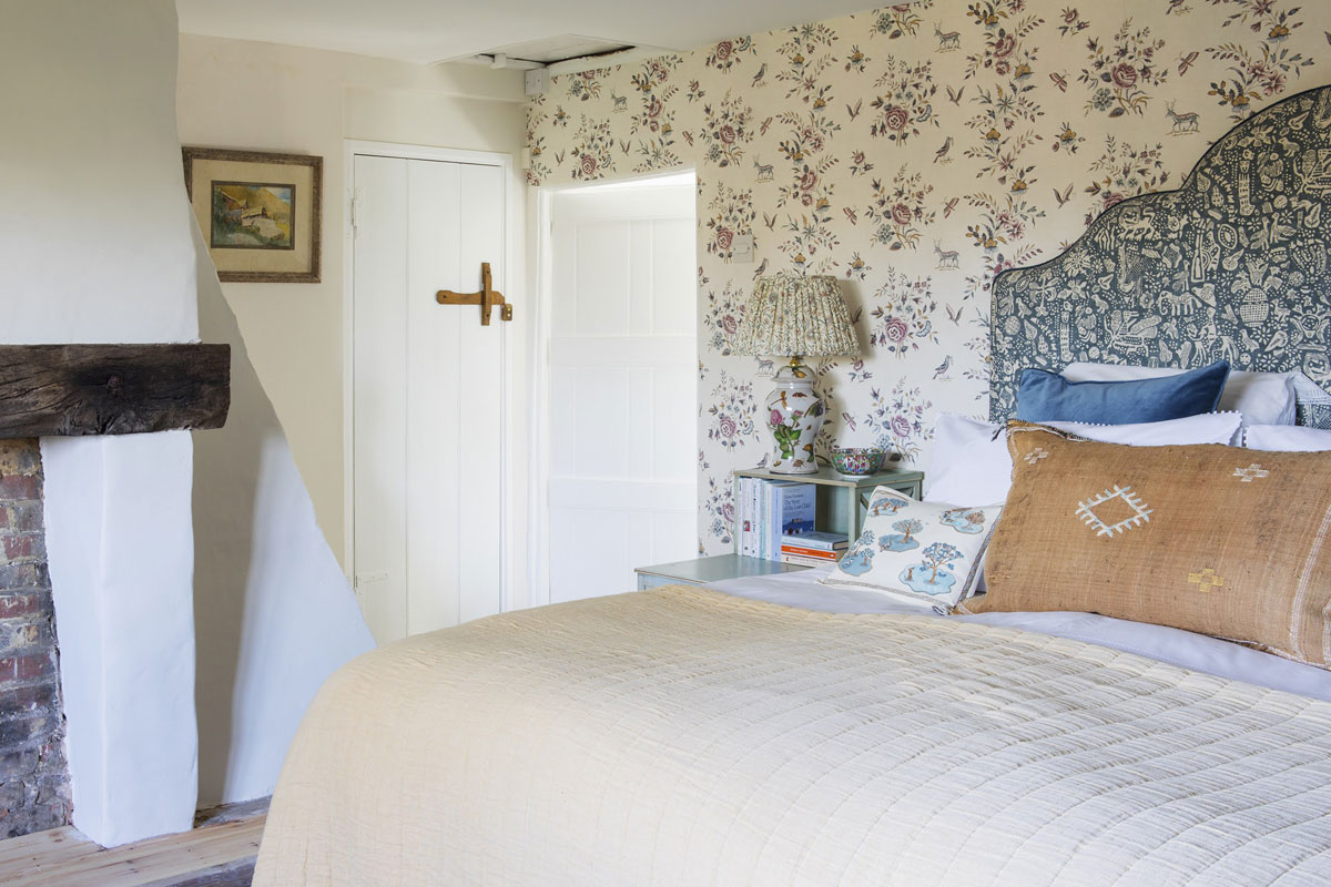 Lewis & Wood Floral Wallpaper