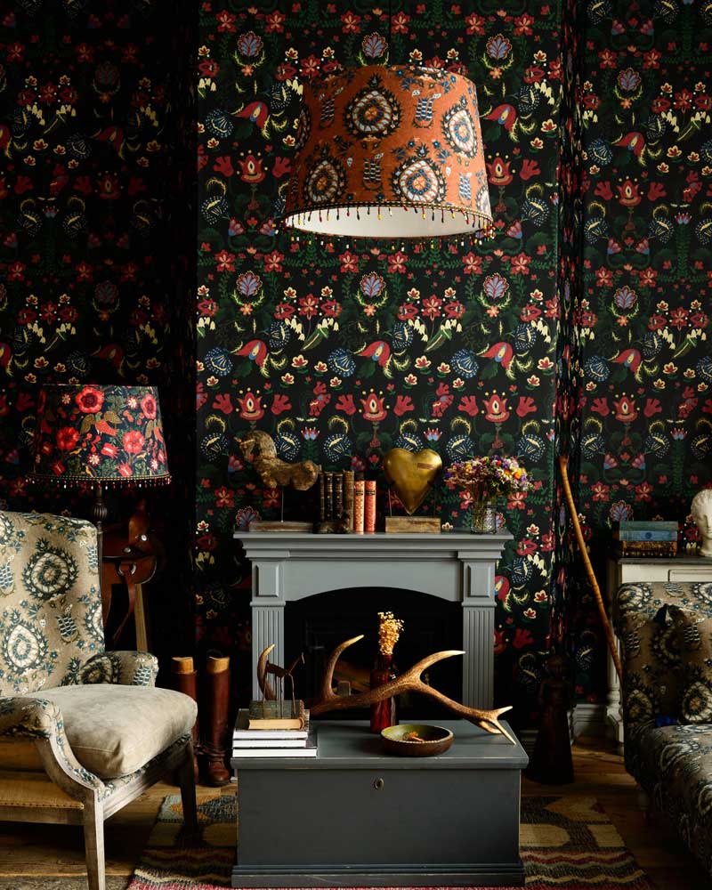 Gothic Floral wallpaper