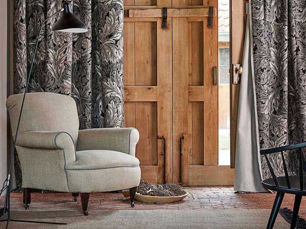 Our Guide to Door Curtains: Stylish and Practical