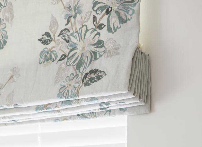 How to Measure for Roman Blinds