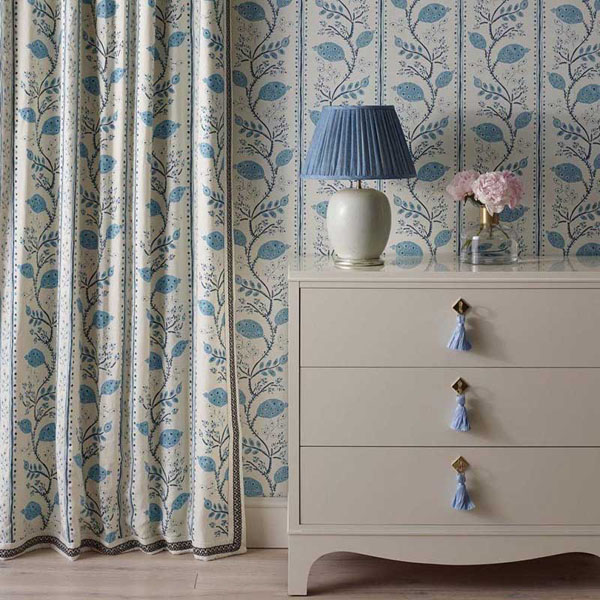 Wallpaper and curtain fabric to match