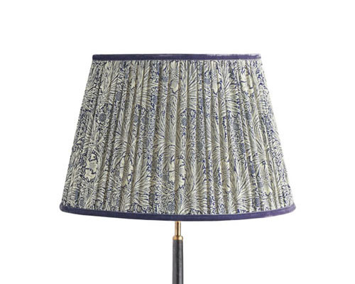 william-morris-living-room-Table-lamp